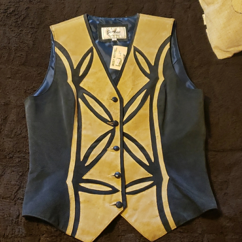 Leather Show Vest NWT